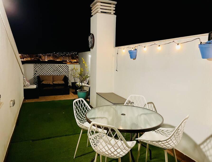 Magnifique Duplex Avec Terrasse Proche De La Plage Málaga Dış mekan fotoğraf