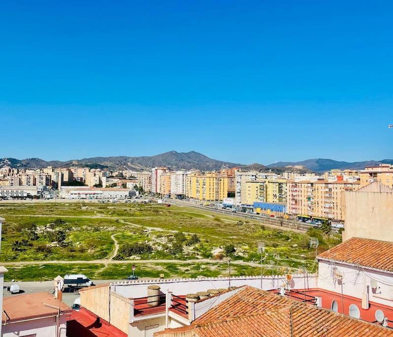 Magnifique Duplex Avec Terrasse Proche De La Plage Málaga Dış mekan fotoğraf